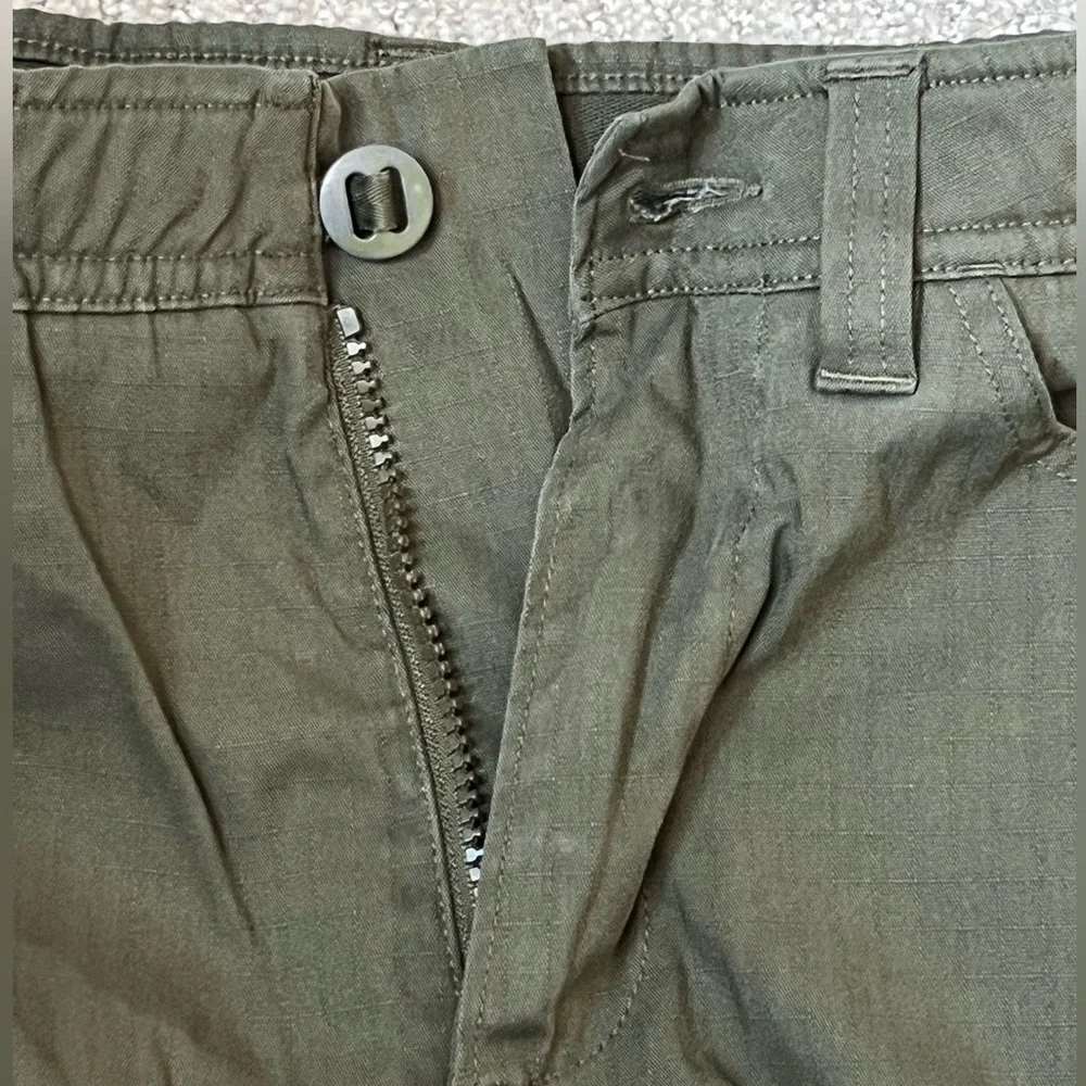 Under Armour Green Tactical Pants - 30 - Picture 8 of 10